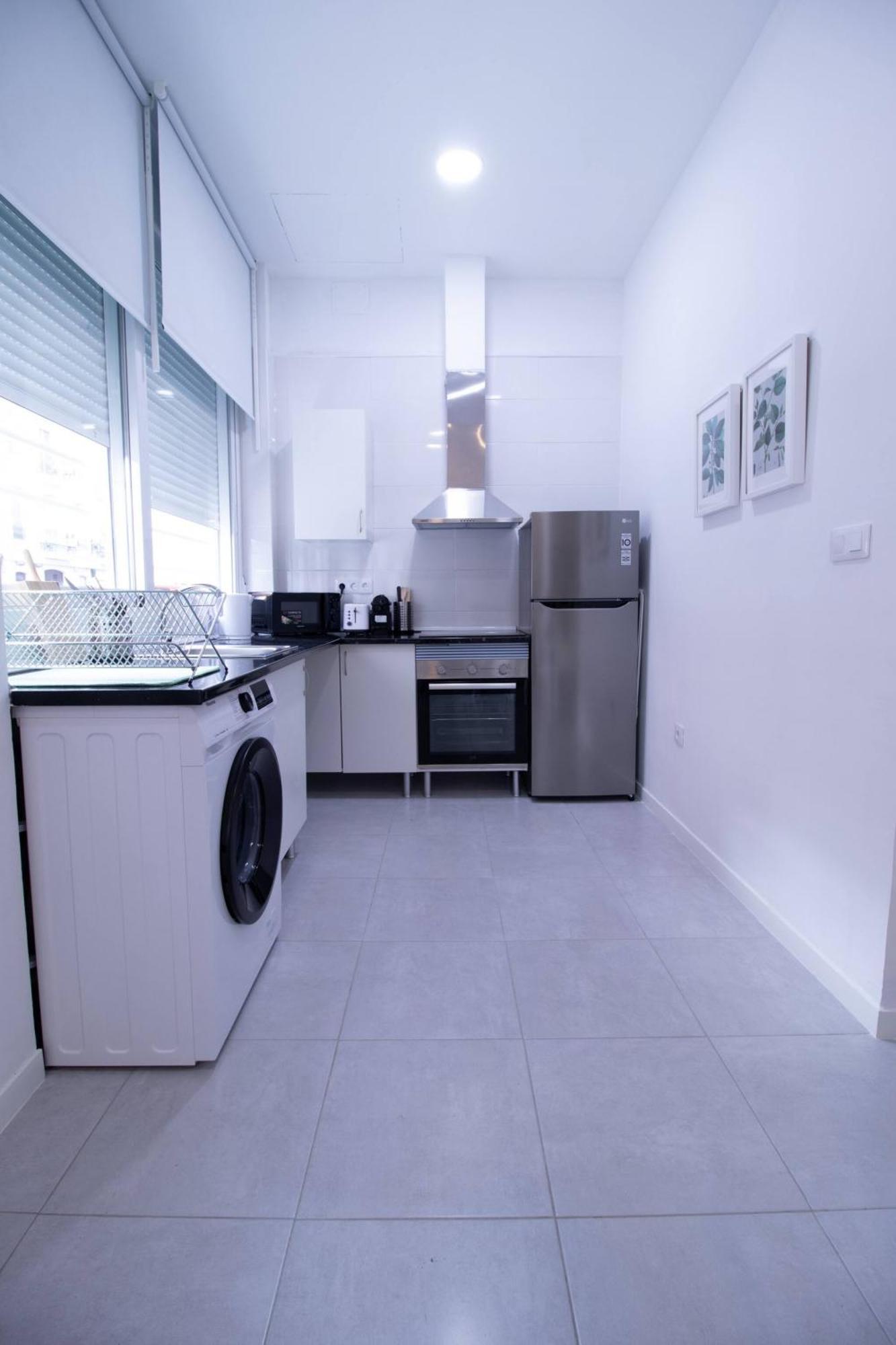 Viveros By Concept Flats Valencia Bagian luar foto
