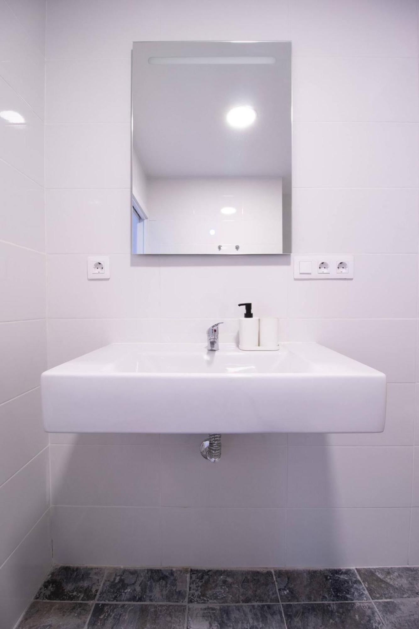 Viveros By Concept Flats Valencia Bagian luar foto